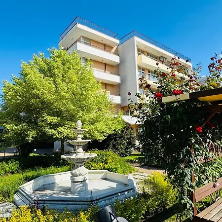 Grand Kamelia B 2,8 Large Sunny Apartment Sunny Beach