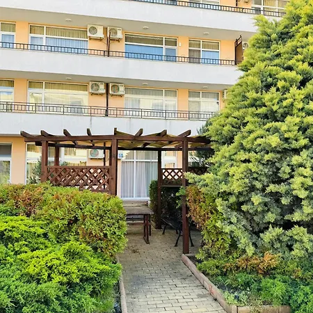 דירה Grand Kamelia B 2,8 Large Sunny