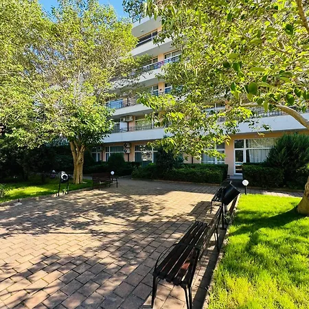 דירה Grand Kamelia B 2,8 Large Sunny *