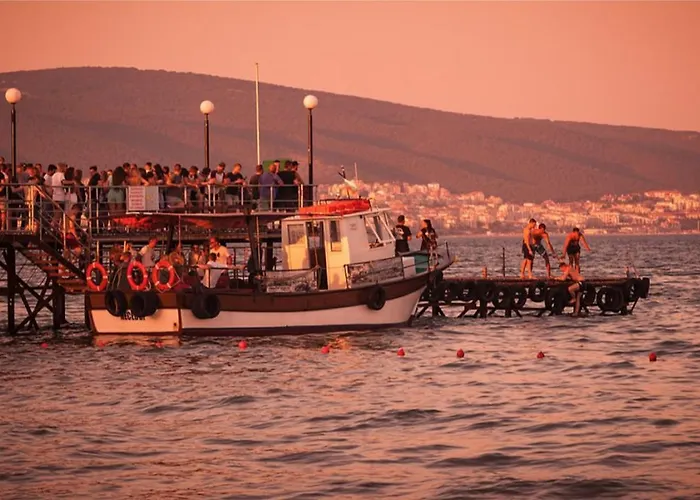 Grand Kamelia B 2,8 Large Sunny Slantchev Briag